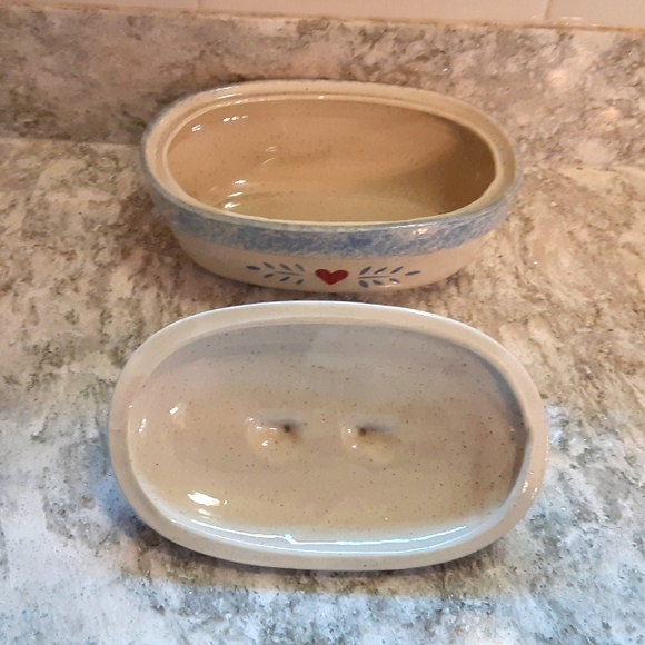 Vintage Covered Dish - Picture 3 of 6